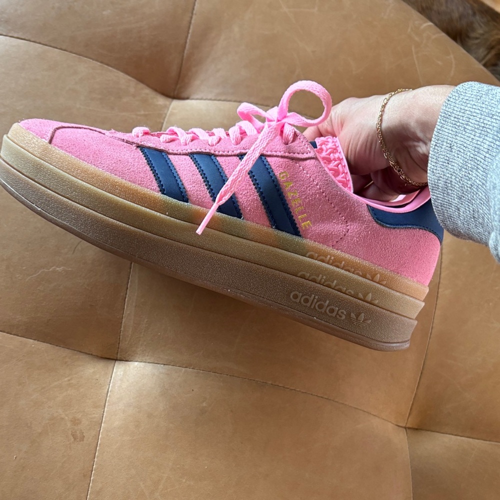 Adidas Gazelle Women's Pink and navy Sneakers - Picture 3 of 7